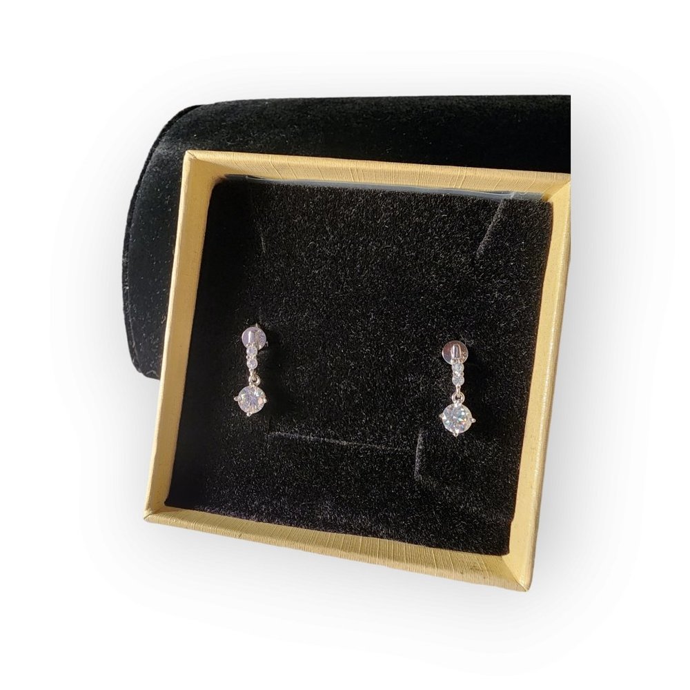 Moisanite Lab Created Diamond Earrings. GORGEOUS & ETHICAL!